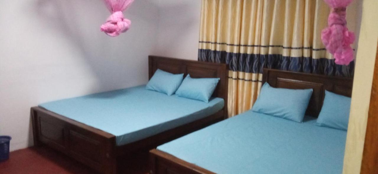 Impress Holiday Home Anuradhapura Eksteriør billede