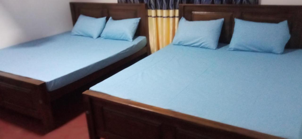 Impress Holiday Home Anuradhapura Eksteriør billede