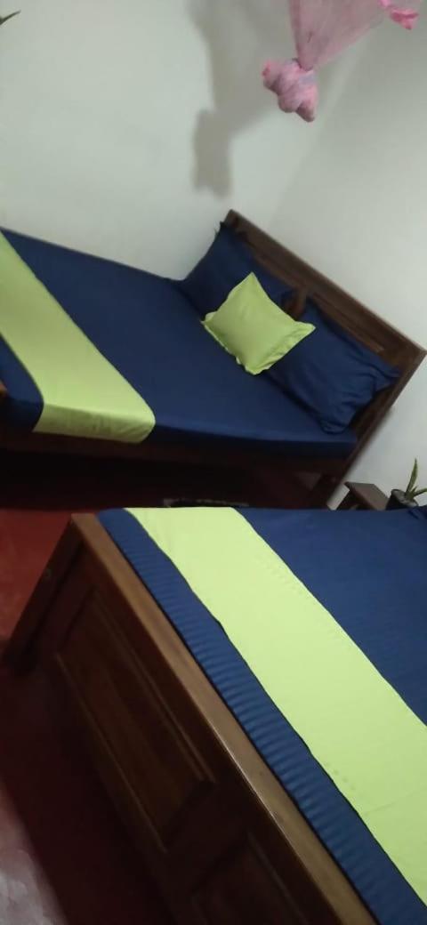 Impress Holiday Home Anuradhapura Eksteriør billede