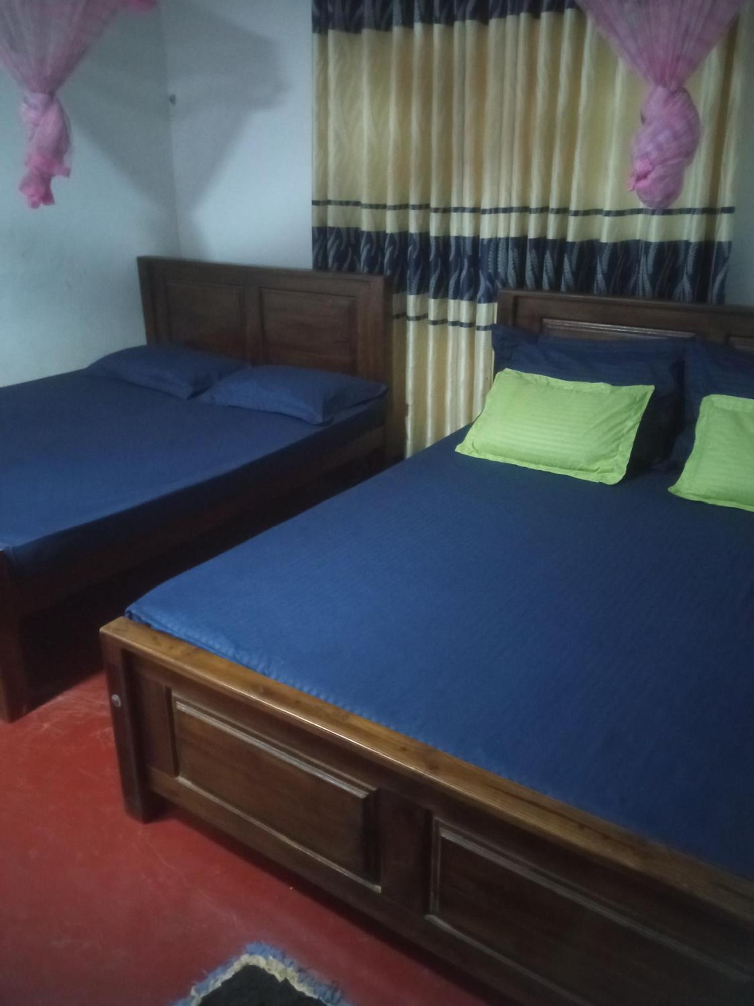 Impress Holiday Home Anuradhapura Eksteriør billede